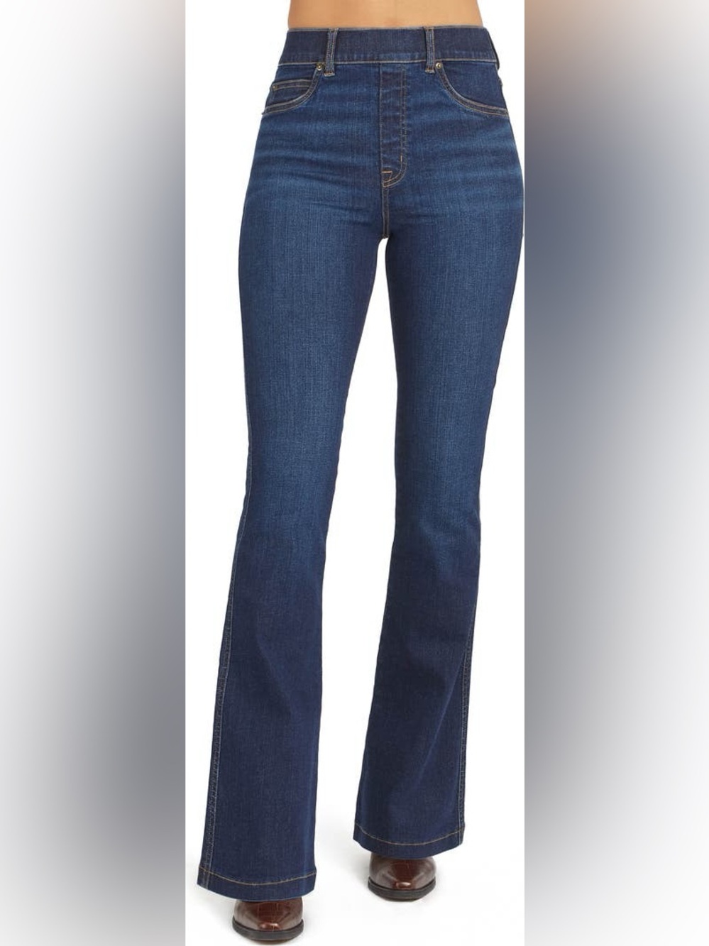 NEW SPANX pull on flare jeans size Medium